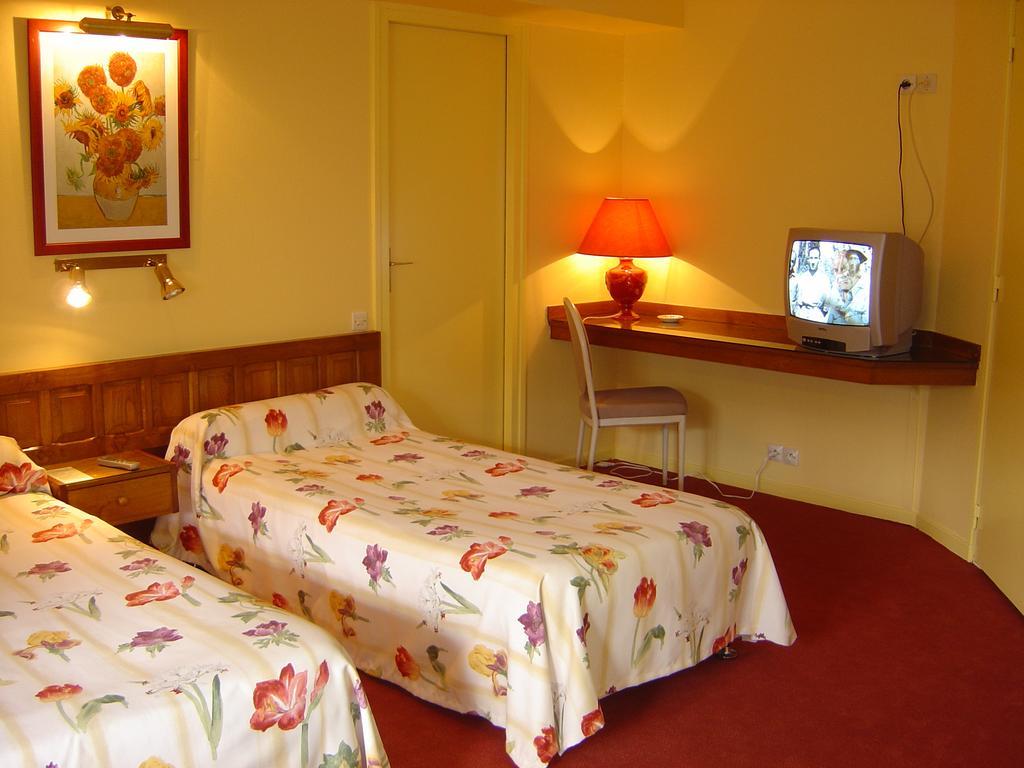 Hotel Le Ratelier Montaigut-sur-Save Exterior foto